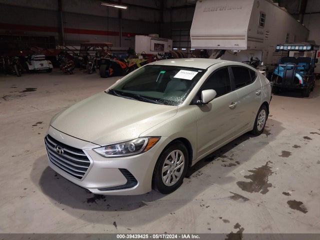 Hyundai ELANTRA SE 2017 5NPD74LF4HH150406 Image 2