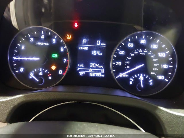 Hyundai ELANTRA SE 2017 5NPD74LF4HH150406 Image 7
