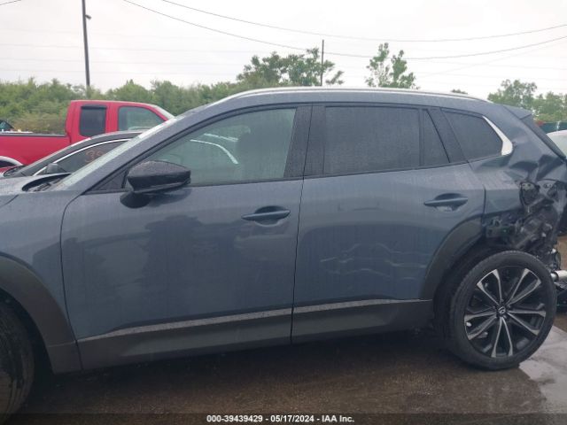 7MMVABEM6RN194172 Mazda Cx-50 2.5 S Premium Plus