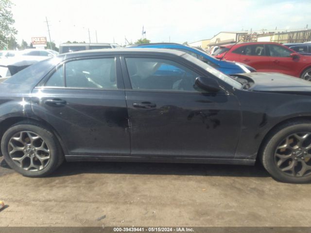 2C3CCAGG4GH217039 Chrysler 300 300s