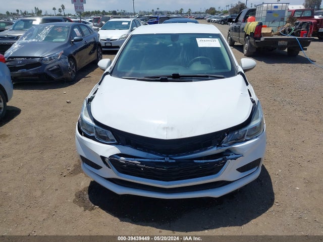 Chevrolet Cruze Ls Auto 2018 1G1BC5SM1J7205597 Image 12