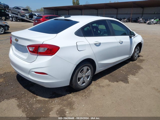 Chevrolet Cruze Ls Auto 2018 1G1BC5SM1J7205597 Image 4