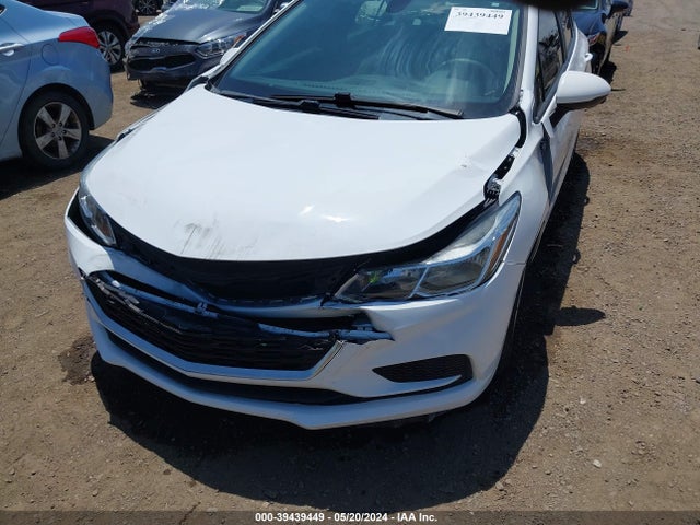 Chevrolet Cruze Ls Auto 2018 1G1BC5SM1J7205597 Image 6