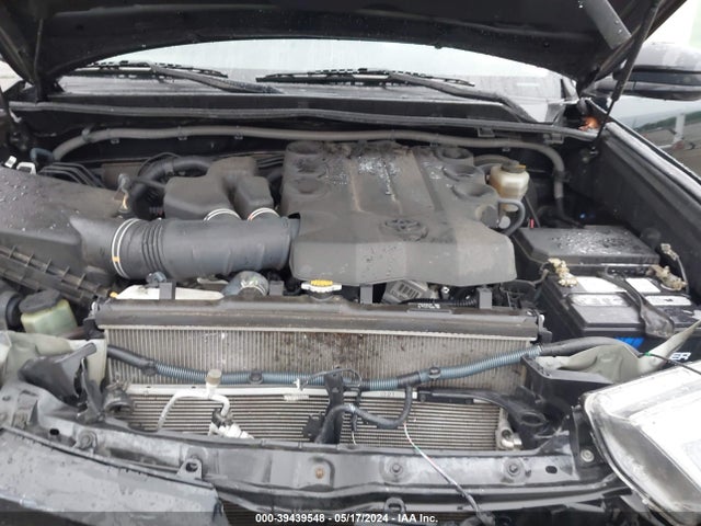 Toyota 4RUNNER SR5 2016 JTEZU5JR5G5124067 Image 10