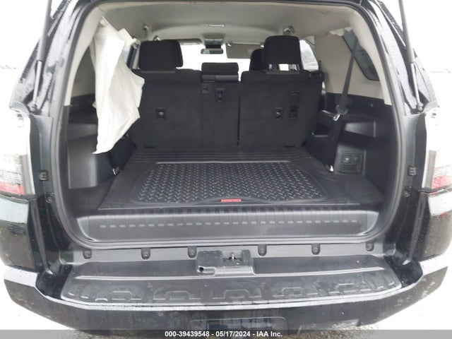 Toyota 4RUNNER SR5 2016 JTEZU5JR5G5124067 Image 8