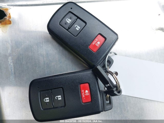 Toyota Rav4 Xle 2018 2T3RFREVXJW725097 Image 11