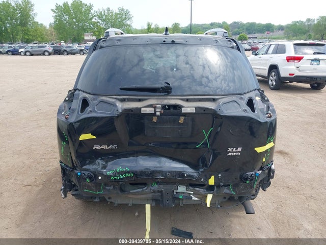 Toyota Rav4 Xle 2018 2T3RFREVXJW725097 Image 16