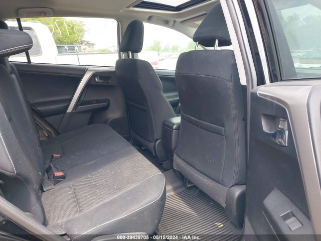 Toyota Rav4 Xle 2018 2T3RFREVXJW725097 Image 8
