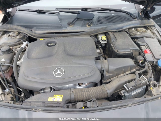 Mercedes-Benz CLA 250 2018 WDDSJ4EB8JN579496 Image 10