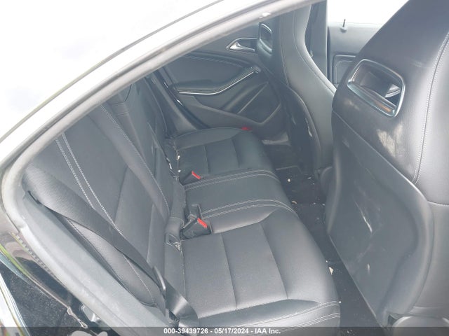 WDDSJ4EB8JN579496 Mercedes-Benz CLA 250