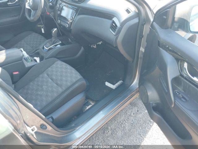 JN1BJ1CP0KW528693 Nissan Rogue Sport Sv