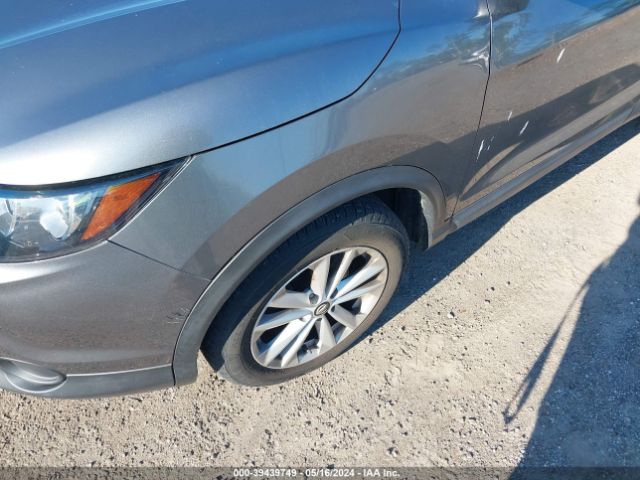 JN1BJ1CP0KW528693 Nissan Rogue Sport Sv
