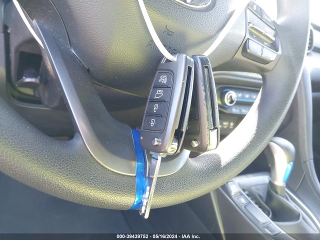 Hyundai Veloster 2.0 2019 KMHTG6AF7KU009204 Image 11