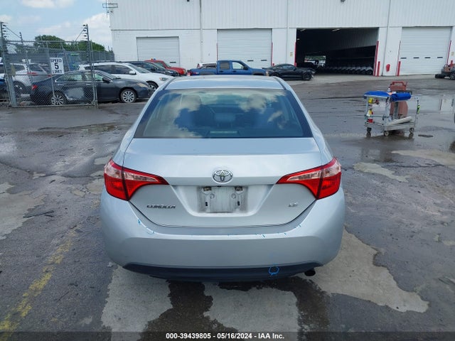 Toyota COROLLA LE 2018 5YFBURHE7JP799574 Image 16