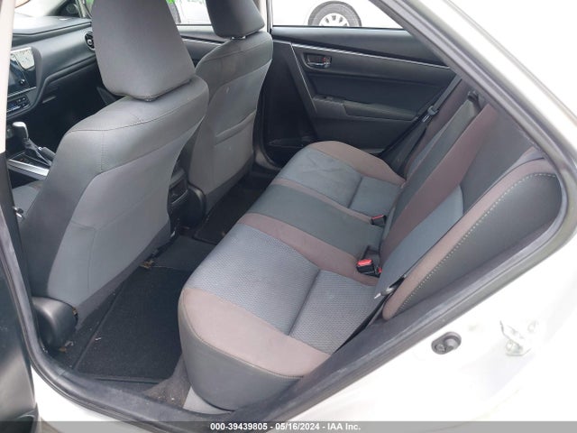Toyota COROLLA LE 2018 5YFBURHE7JP799574 Image 8