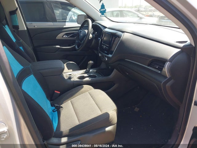 Chevrolet Traverse Ls 2019 1GNERFKWXKJ262998 Image 5