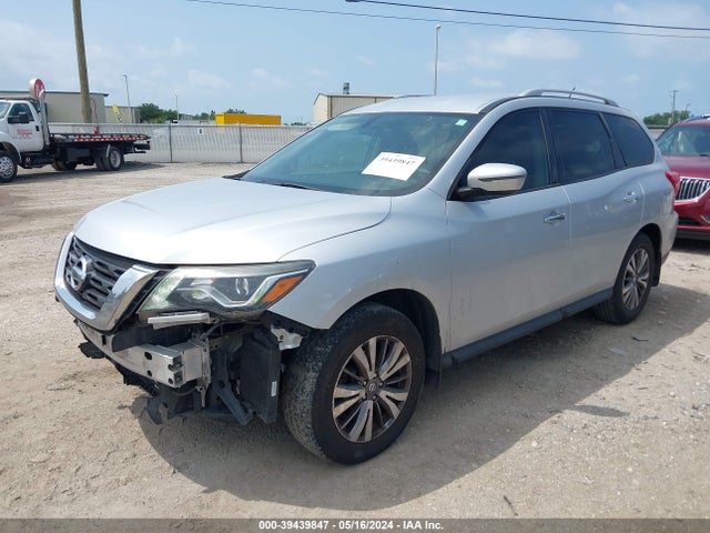 Nissan Pathfinder S 2018 5N1DR2MN7JC645488 Image 2