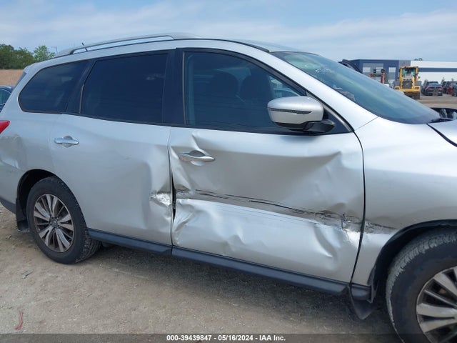Nissan Pathfinder S 2018 5N1DR2MN7JC645488 Image 6