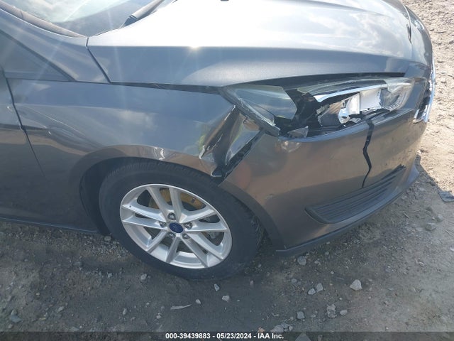 Ford FOCUS SE 2015 1FADP3F22FL381807 Image 17