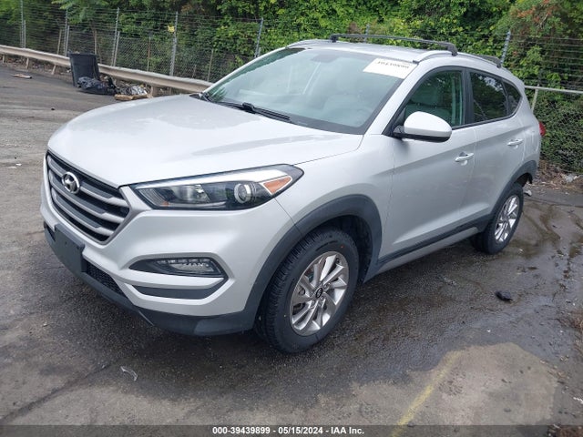 Hyundai TUCSON SE 2017 KM8J3CA40HU273048 Image 2