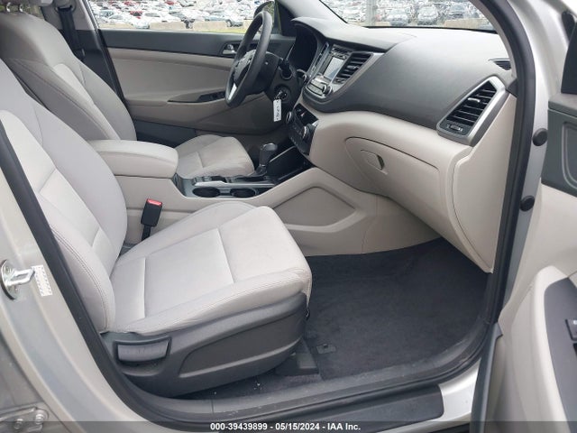 Hyundai TUCSON SE 2017 KM8J3CA40HU273048 Image 5