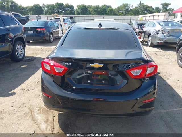 Chevrolet CRUZE LT 2019 1G1BE5SM9K7110488 Image 17