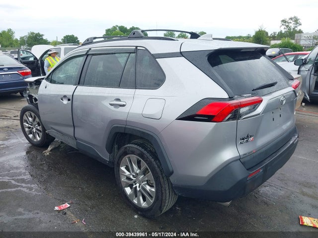 Toyota RAV4 LE 2021 2T3H1RFV6MC095688 Image 3