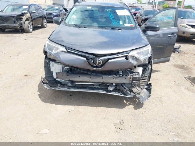 Toyota RAV4 LE 2017 JTMBFREVXHJ159582 Image 6