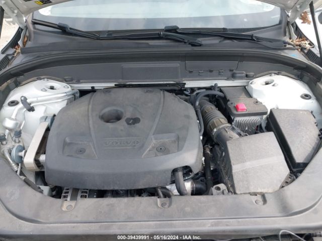 YV4A22RK3M1698941 Volvo Xc60 T6 Momentum