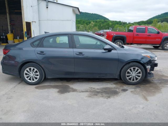 3KPF24AD7KE079805 KIA FORTE FE