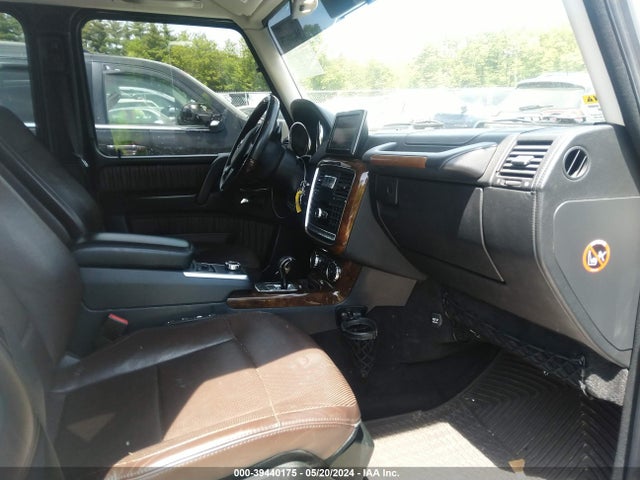 WDCYC3HF9FX240923 Mercedes-Benz G 550 4matic