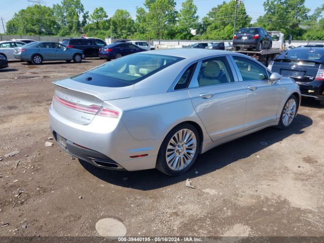 3LN6L2G95FR625807 Lincoln MKZ