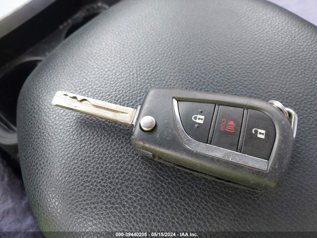 Toyota RAV4 LE 2021 2T3H1RFV2MC158480 Image 11