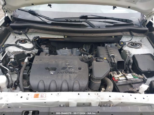 JA4AZ3A38KZ035866 Mitsubishi Outlander Sel