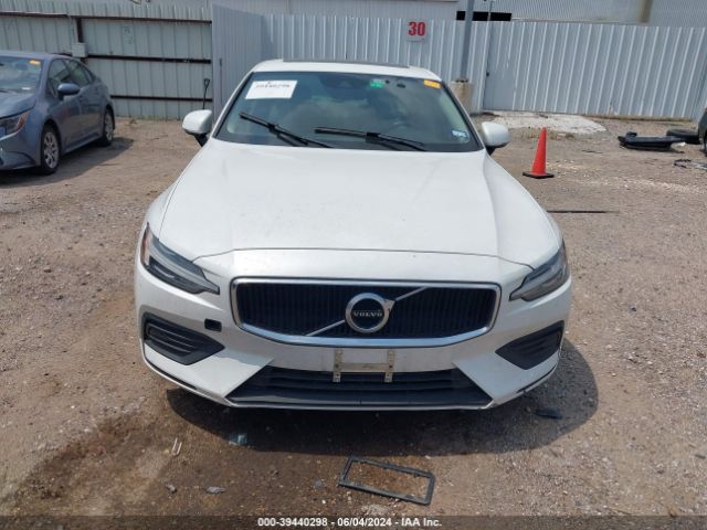 7JRA22TK4LG072758 Volvo S60 T6 Momentum