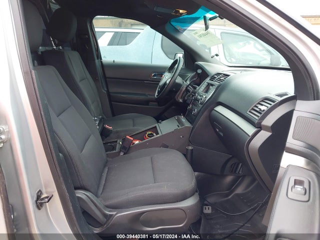 1FM5K8AR9HGB46987 Ford Utility Police Interceptor