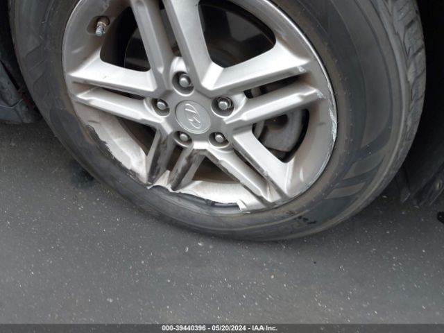 KM8K1CAA7JU085391 Hyundai Kona Se