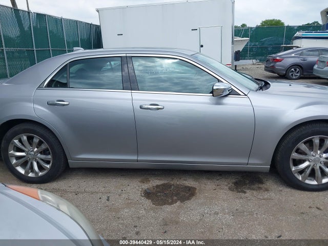 Chrysler 300c Awd 2016 2C3CCAKGXGH106583 Image 13