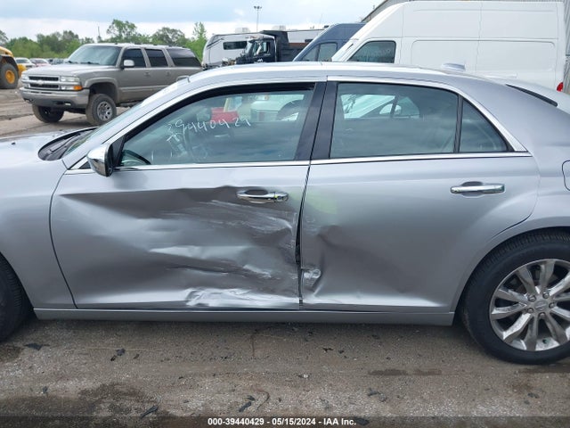 Chrysler 300c Awd 2016 2C3CCAKGXGH106583 Image 14