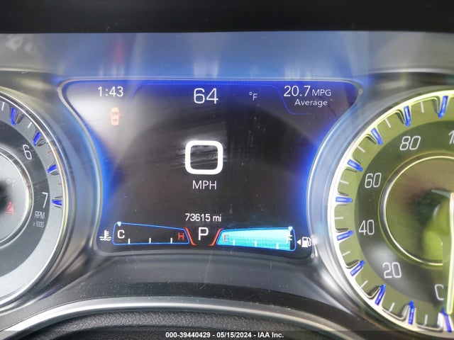 Chrysler 300c Awd 2016 2C3CCAKGXGH106583 Image 15
