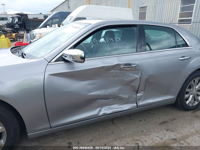 Chrysler 300c Awd 2016 2C3CCAKGXGH106583 Image 6