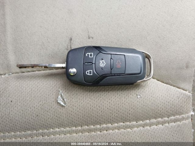 3FA6P0H71FR153749 Ford FUSION SE