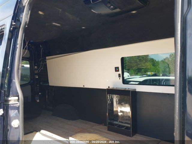 WD4PE8CDXHP550313 Mercedes-Benz Sprinter 2500 High Roof V6
