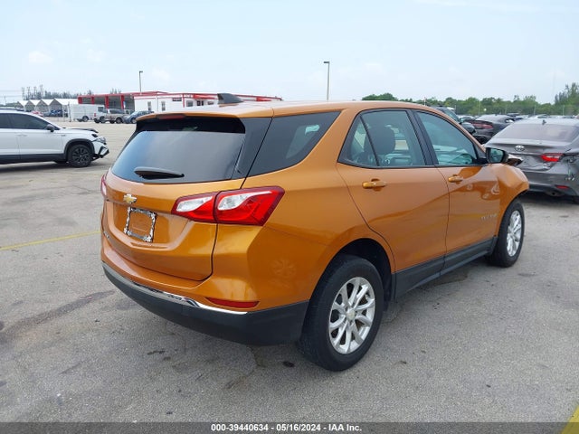 Chevrolet EQUINOX LS 2018 2GNAXHEV7J6109347 Image 4