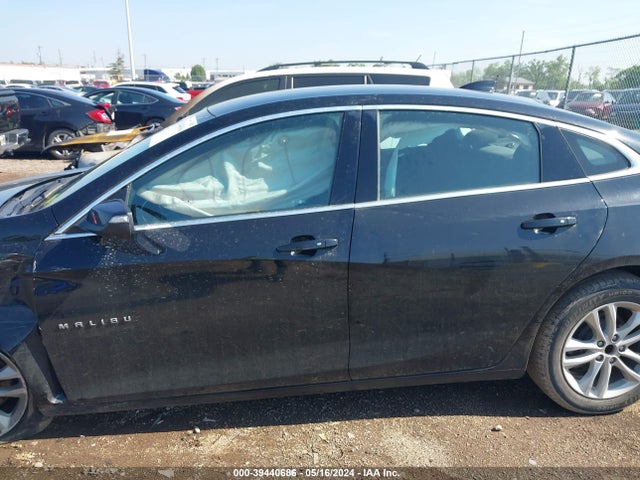Chevrolet MALIBU LT 2018 1G1ZD5ST2JF167113 Image 14