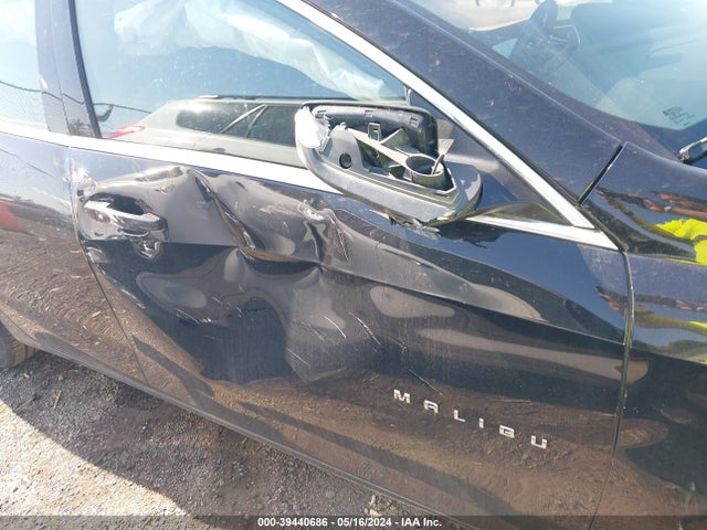 Chevrolet MALIBU LT 2018 1G1ZD5ST2JF167113 Image 18