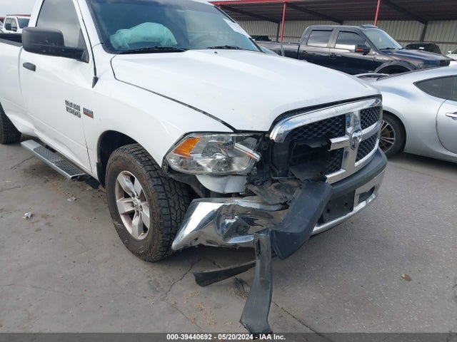 3C6JR6DT0JG195135 RAM 1500 Tradesman Regular Cab 4x2 8' Box