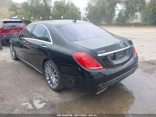 Mercedes-Benz S 550 2016 WDDUG8CB8GA228296 Image 3