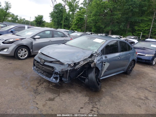 Toyota COROLLA LE 2022 JTDEPMAE0NJ214068 Image 2
