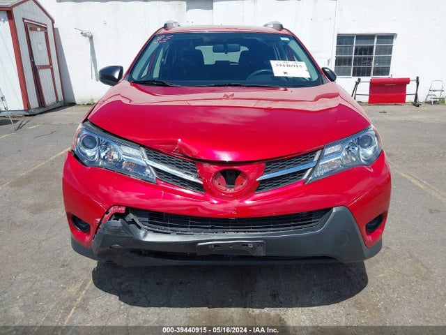 Toyota RAV4 LE 2015 JTMBFREV5FJ034504 Image 12